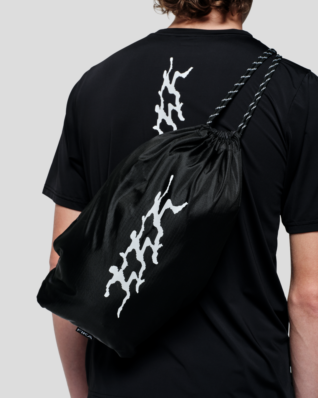 TRACK BAG BLACK